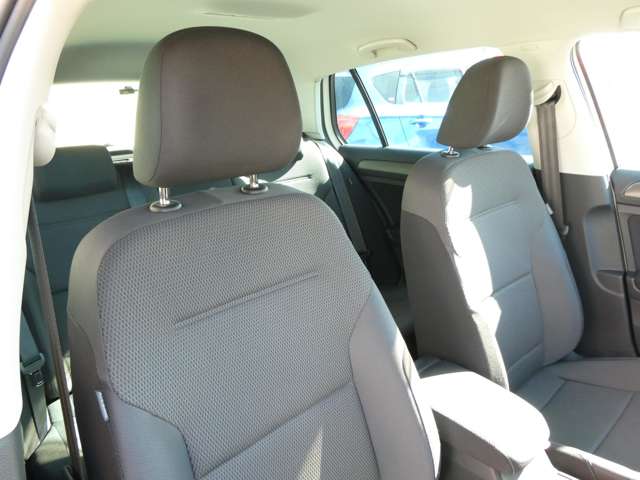 フォルクスワーゲン ゴルフ ＴＳＩ コンフォートライン デア・エアステ H25年 (関東) 99