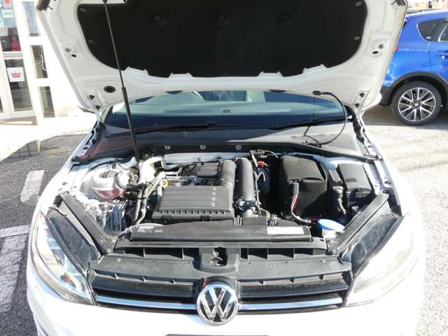 フォルクスワーゲン ゴルフ ＴＳＩ コンフォートライン デア・エアステ H25年 (関東) 99