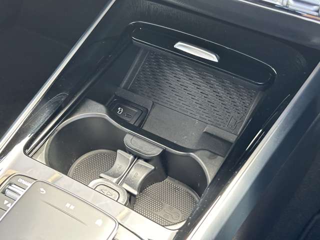 メルセデスベンツ ＥＱＢ ３５０ ４マチック ４ＷＤ R4年 (近畿) 99