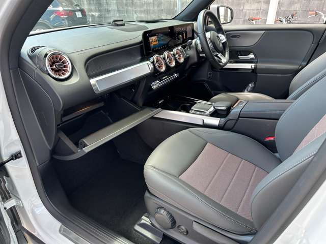 メルセデスベンツ ＥＱＢ ３５０ ４マチック ４ＷＤ R4年 (近畿) 99