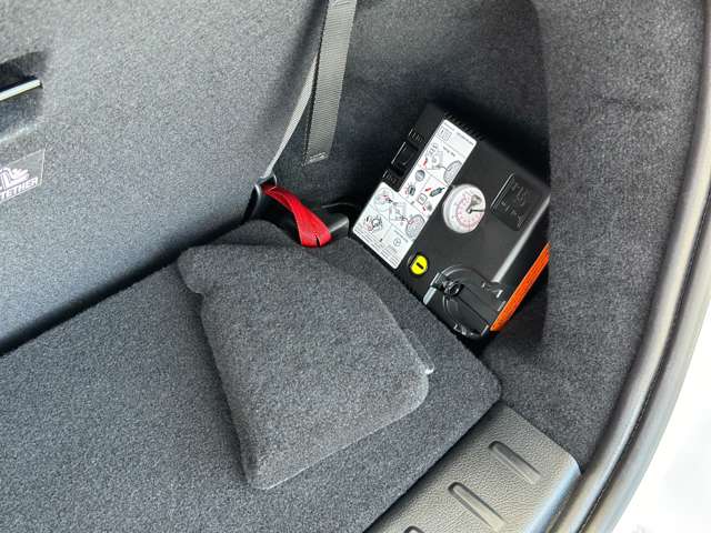 メルセデスベンツ ＥＱＢ ３５０ ４マチック ４ＷＤ R4年 (近畿) 99