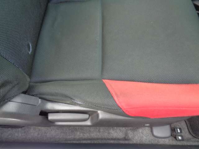 スズキ アルトワークス ６６０ ＲＳ／Ｚ H11年 () 99