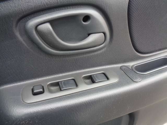 スズキ アルトワークス ６６０ ＲＳ／Ｚ H11年 () 99