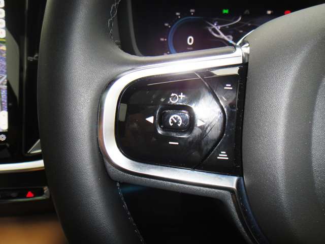 ボルボ Ｖ６０ リチャージ アルティメット Ｔ６ ＡＷＤ プラグイン ハイブリッド ４ＷＤ R5年 (東北) 99