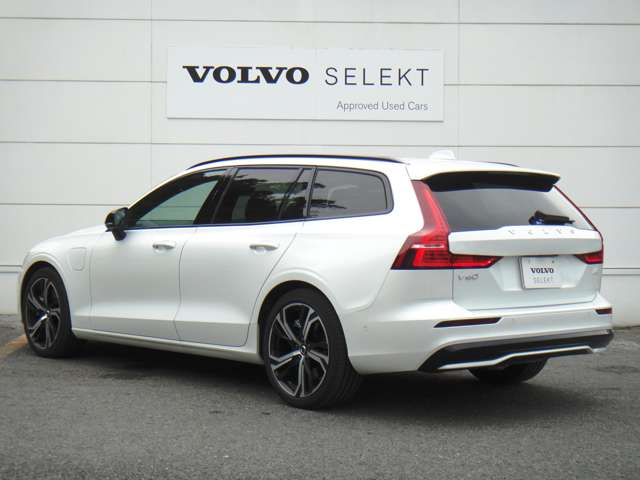 ボルボ Ｖ６０ リチャージ アルティメット Ｔ６ ＡＷＤ プラグイン ハイブリッド ４ＷＤ R5年 (東北) 99