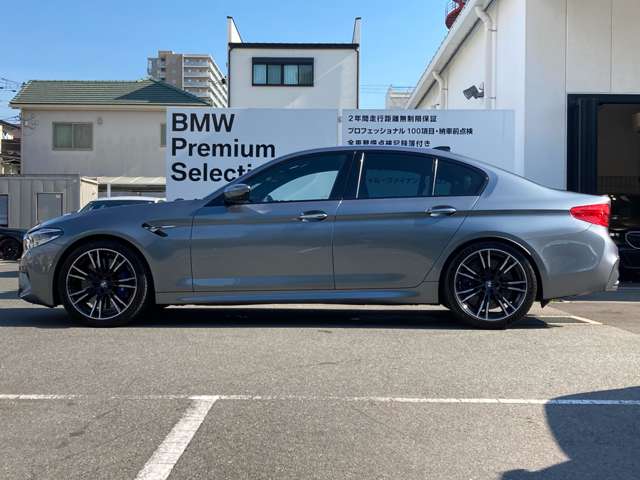 ＢＭＷ Ｍ５ ４．４ ４ＷＤ R2年 (近畿) 99