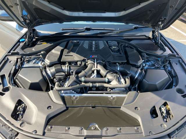 ＢＭＷ Ｍ５ ４．４ ４ＷＤ R2年 (近畿) 99