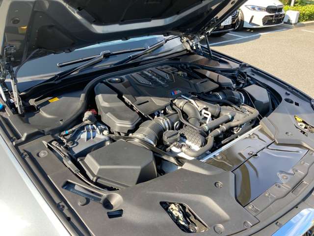 ＢＭＷ Ｍ５ ４．４ ４ＷＤ R2年 (近畿) 99