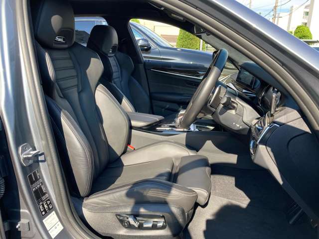 ＢＭＷ Ｍ５ ４．４ ４ＷＤ R2年 (近畿) 99