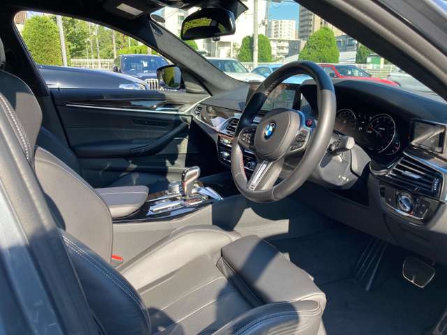 ＢＭＷ Ｍ５ ４．４ ４ＷＤ R2年 (近畿) 99