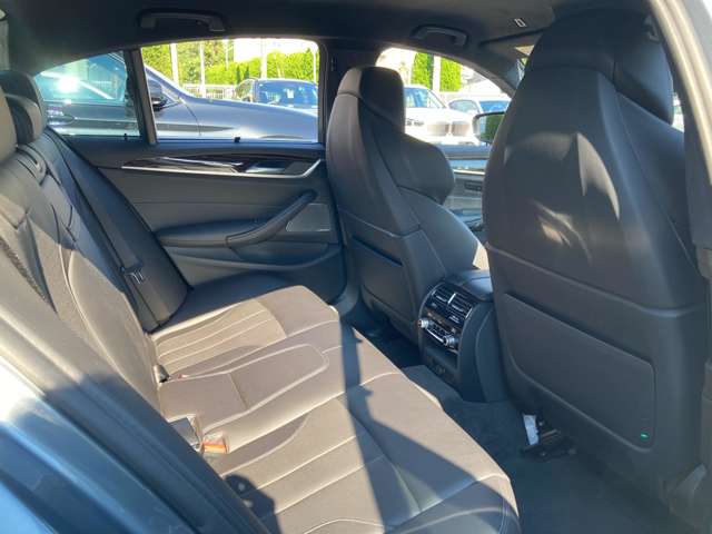 ＢＭＷ Ｍ５ ４．４ ４ＷＤ R2年 (近畿) 99