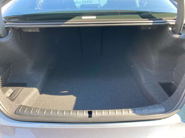 ＢＭＷ Ｍ５ ４．４ ４ＷＤ R2年 (近畿) 99