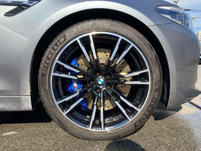 ＢＭＷ Ｍ５ ４．４ ４ＷＤ R2年 (近畿) 99