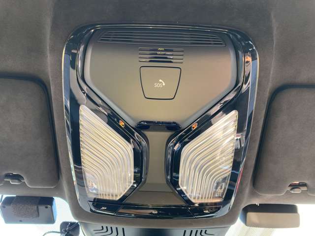 ＢＭＷ Ｍ５ ４．４ ４ＷＤ R2年 (近畿) 99