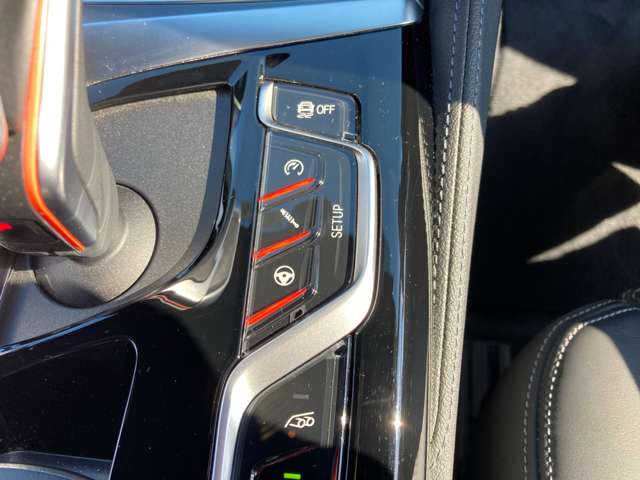 ＢＭＷ Ｍ５ ４．４ ４ＷＤ R2年 (近畿) 99