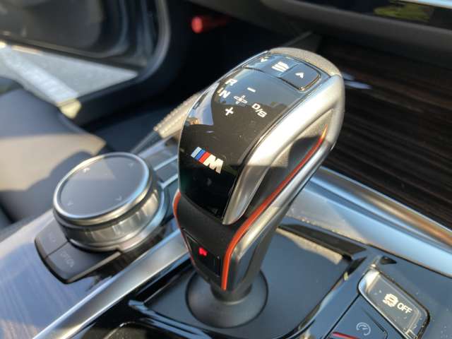 ＢＭＷ Ｍ５ ４．４ ４ＷＤ R2年 (近畿) 99