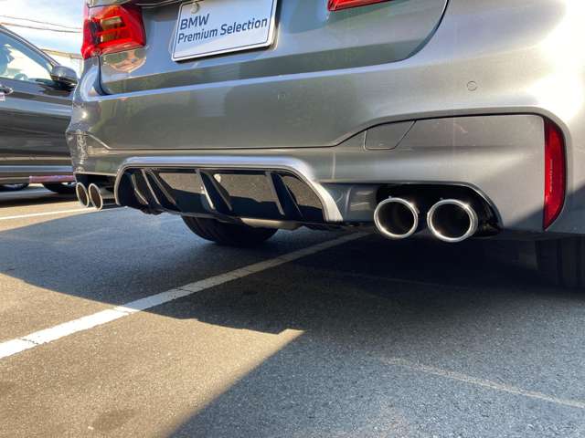 ＢＭＷ Ｍ５ ４．４ ４ＷＤ R2年 (近畿) 99