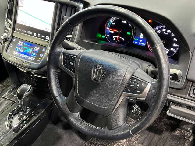 トヨタ クラウン　ハイブリッド ハイブリッド ２．５ Ｓ H25年 (関東) 99