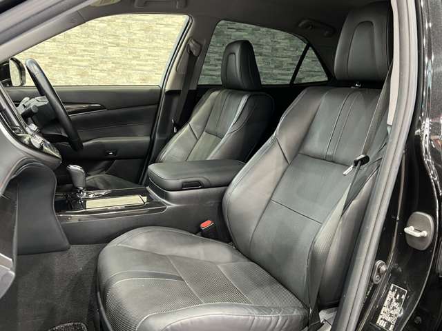 トヨタ クラウン　ハイブリッド ハイブリッド ２．５ Ｓ H25年 (関東) 99