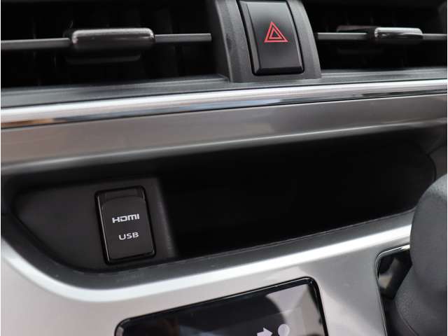 ダイハツ キャスト　スタイル スタイル ６６０ Ｘ リミテッド ＳＡＩＩＩ R1年 (中国) 99