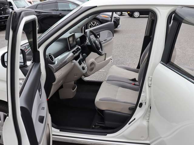 ダイハツ キャスト　スタイル スタイル ６６０ Ｘ リミテッド ＳＡＩＩＩ R1年 (中国) 99