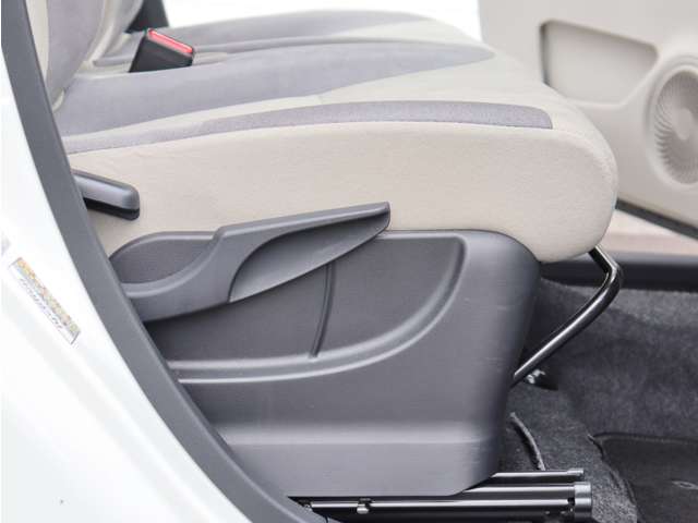 ダイハツ キャスト　スタイル スタイル ６６０ Ｘ リミテッド ＳＡＩＩＩ R1年 (中国) 99