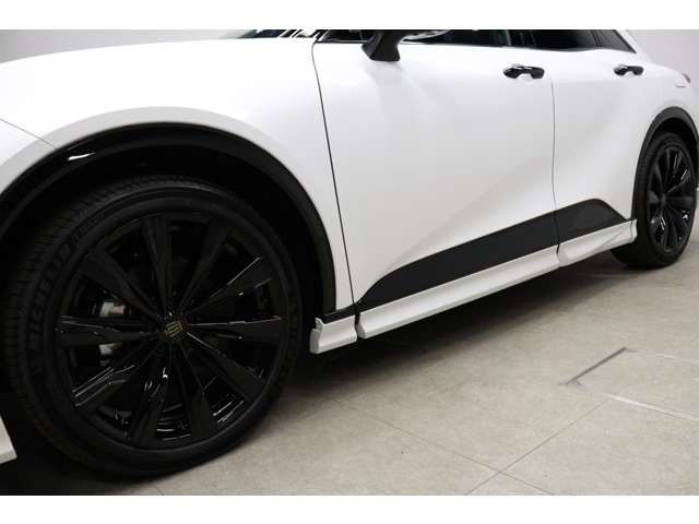 トヨタ クラウン　スポーツ　ハイブリッド ２．５ Ｚ Ｅ－ＦＯＵＲ ４ＷＤ R6年 (東海) 99