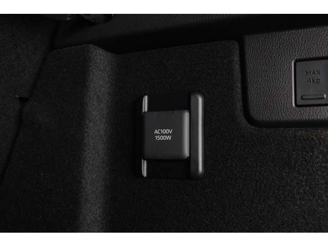 トヨタ クラウン　スポーツ　ハイブリッド ２．５ Ｚ Ｅ－ＦＯＵＲ ４ＷＤ R6年 (東海) 99