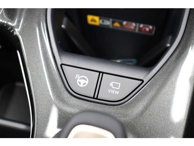 トヨタ クラウン　スポーツ　ハイブリッド ２．５ Ｚ Ｅ－ＦＯＵＲ ４ＷＤ R6年 (東海) 99