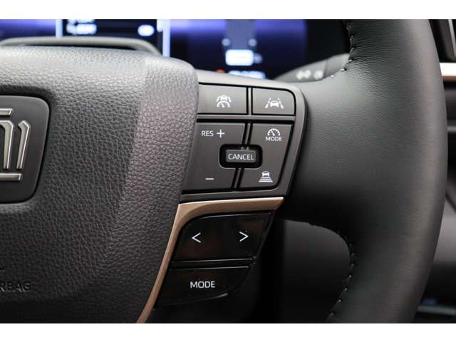 トヨタ クラウン　スポーツ　ハイブリッド ２．５ Ｚ Ｅ－ＦＯＵＲ ４ＷＤ R6年 (東海) 99