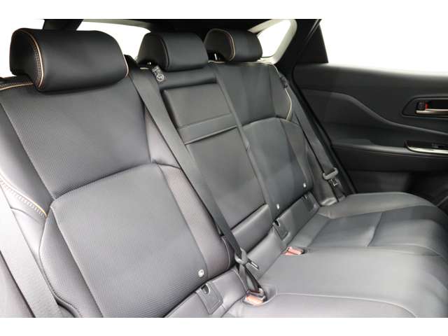 トヨタ クラウン　スポーツ　ハイブリッド ２．５ Ｚ Ｅ－ＦＯＵＲ ４ＷＤ R6年 (東海) 99