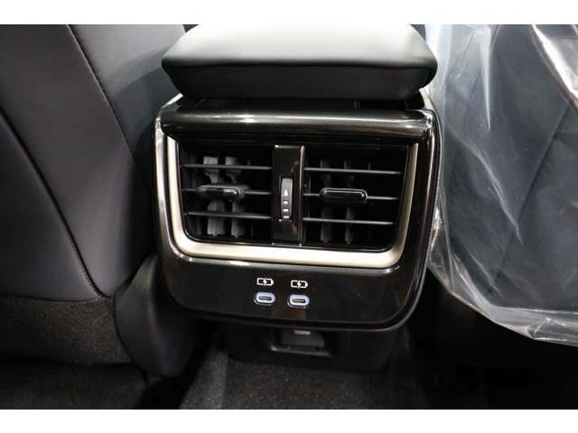 トヨタ クラウン　スポーツ　ハイブリッド ２．５ Ｚ Ｅ－ＦＯＵＲ ４ＷＤ R6年 (東海) 99