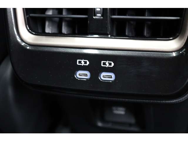 トヨタ クラウン　スポーツ　ハイブリッド ２．５ Ｚ Ｅ－ＦＯＵＲ ４ＷＤ R6年 (東海) 99