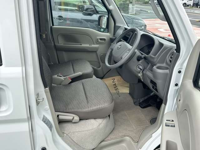 日産 ＮＶ１００クリッパー ６６０ ＤＸ ハイルーフ ５ＡＧＳ車 R5年 (東海) 99