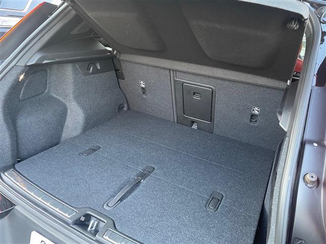 ボルボ ＸＣ４０ Ｔ５ ＡＷＤ インスクリプション ４ＷＤ R2年 (東北) 99