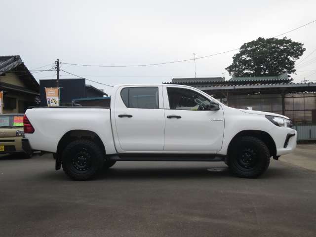 トヨタ ハイラックス ２．４ Ｘ ディーゼルターボ ４ＷＤ H30年 (関東) 99