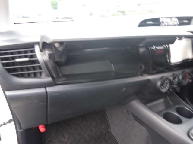 トヨタ ハイラックス ２．４ Ｘ ディーゼルターボ ４ＷＤ H30年 (関東) 99