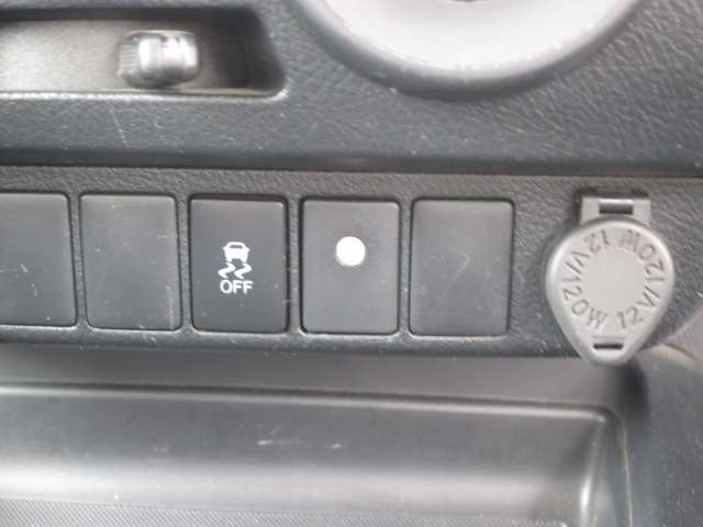 トヨタ ハイラックス ２．４ Ｘ ディーゼルターボ ４ＷＤ H30年 (関東) 99