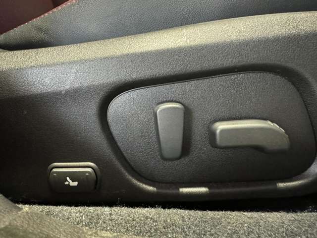 スバル レヴォーグ １．６ ＳＴＩ スポーツ アイサイト ４ＷＤ H30年 (東北) 99