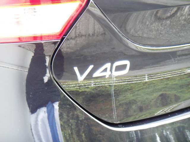 ボルボ Ｖ４０ Ｄ４ インスクリプション ディーゼルターボ H29年 (東北) 99