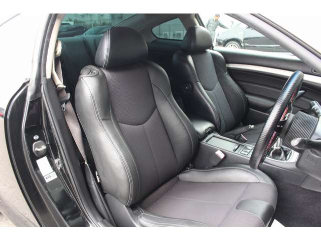 日産 スカイライン ３．７ ３７０ＧＴ タイプＳ H19年 (関東) 99