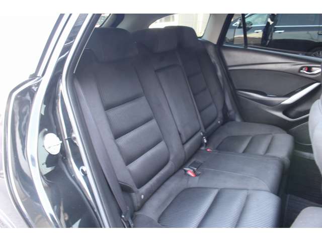 マツダ アテンザ　ワゴン ２．２ ＸＤ プロアクティブ ディーゼルターボ H28年 (関東) 99