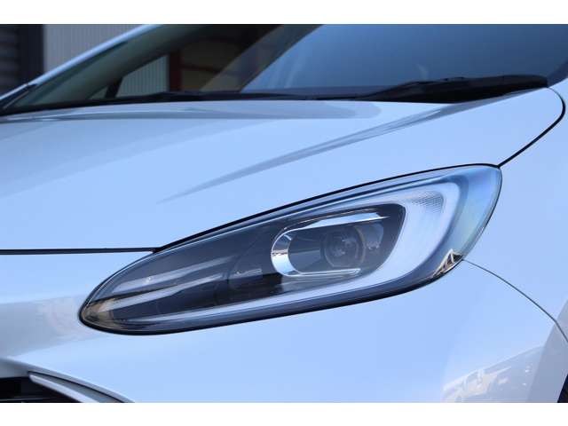 トヨタ アクア １．５ Ｚ R3年 (関東) 99