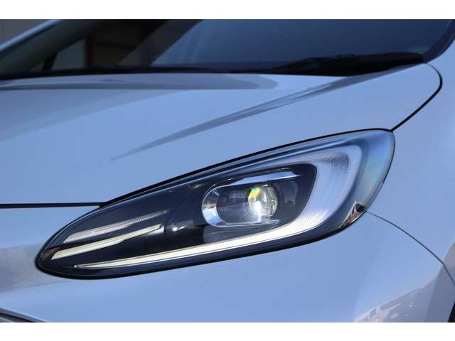 トヨタ アクア １．５ Ｚ R3年 (関東) 99