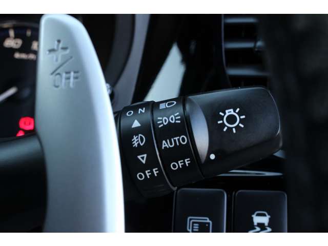 三菱 アウトランダー ２．４ ２４Ｇ セーフティパッケージ ４ＷＤ H27年 (関東) 99