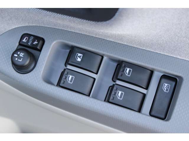 ダイハツ キャスト　スタイル スタイル ６６０ Ｘ リミテッド ＳＡＩＩＩ R1年 (関東) 99