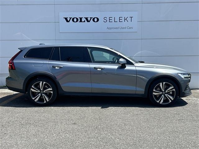 ボルボ Ｖ６０クロスカントリー Ｔ５ ＡＷＤ プロ ４ＷＤ R1年 (東北) 99