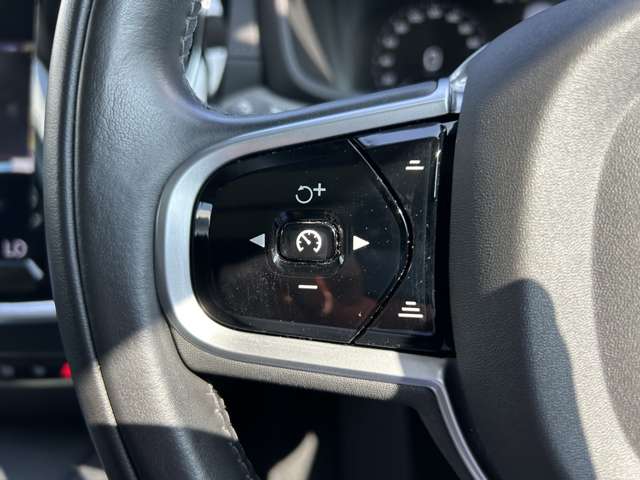 ボルボ Ｖ６０クロスカントリー Ｔ５ ＡＷＤ プロ ４ＷＤ R1年 (東北) 99