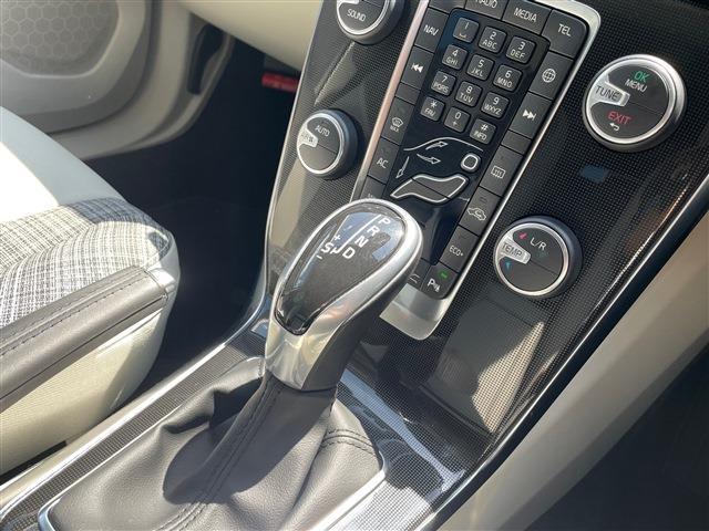 ボルボ Ｖ４０ Ｄ４ モメンタム ディーゼルターボ H28年 (東北) 99