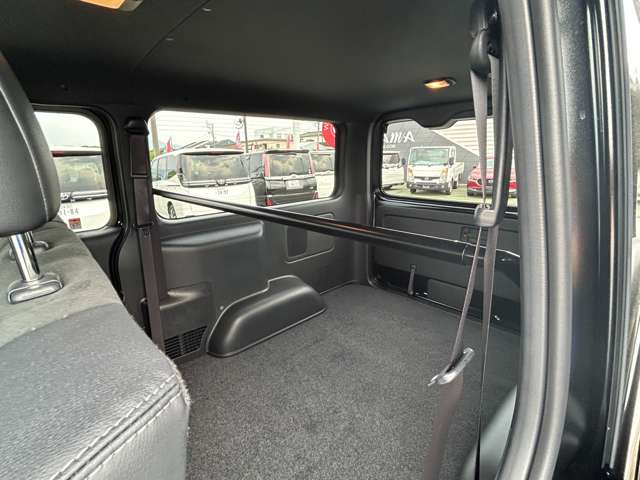 トヨタ ハイエースバン ２．８ スーパーＧＬ ダークプライムＩＩ ロングボディ ディーゼルターボ R6年 (九州・沖縄) 99